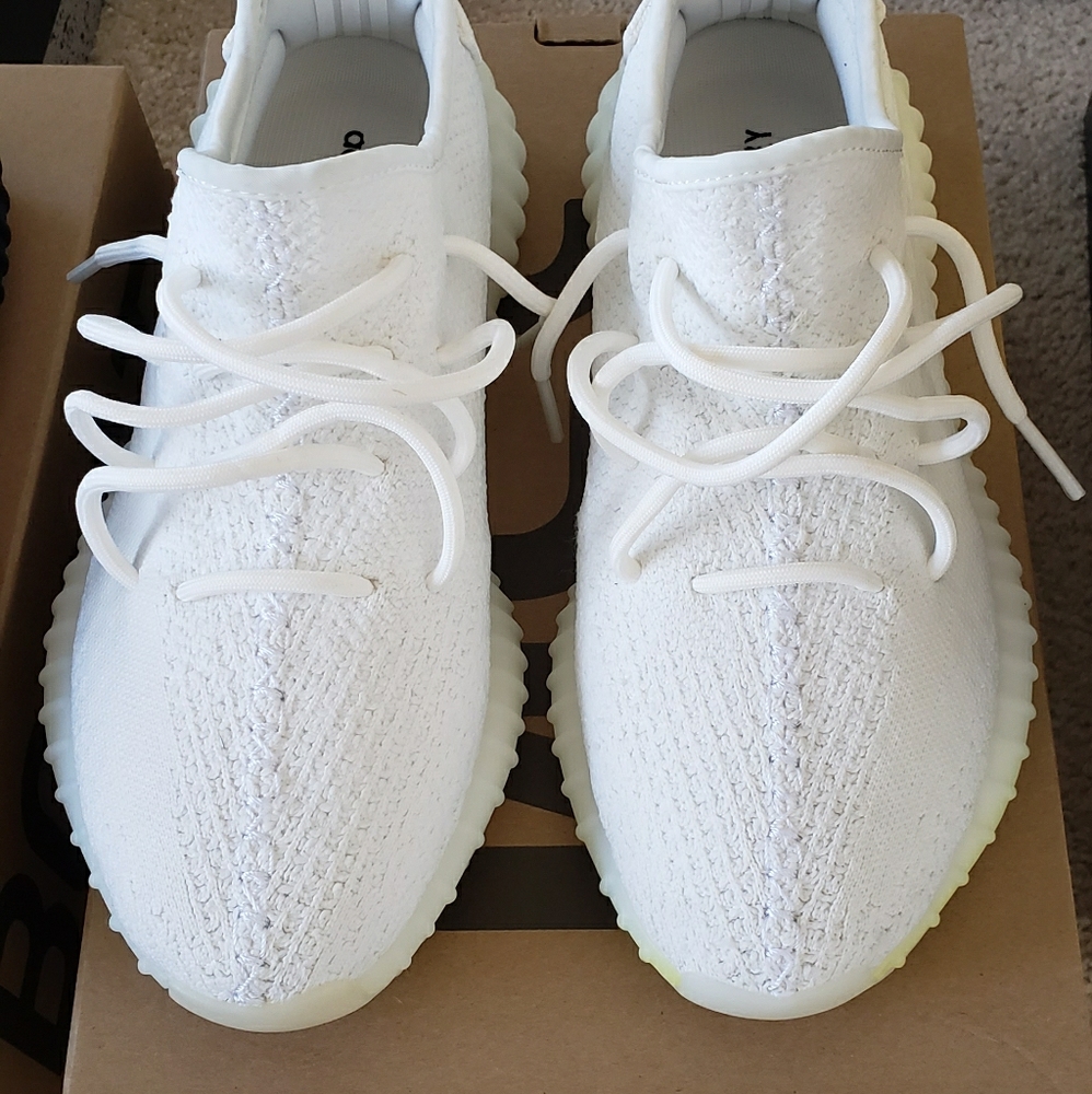 Yeezy 350 v2 (White Cream)